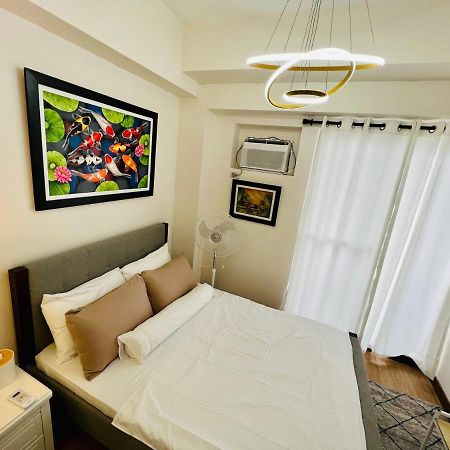 Infina Towers Project 4 Aurora Boulevard Quezon City Manila Dış mekan fotoğraf