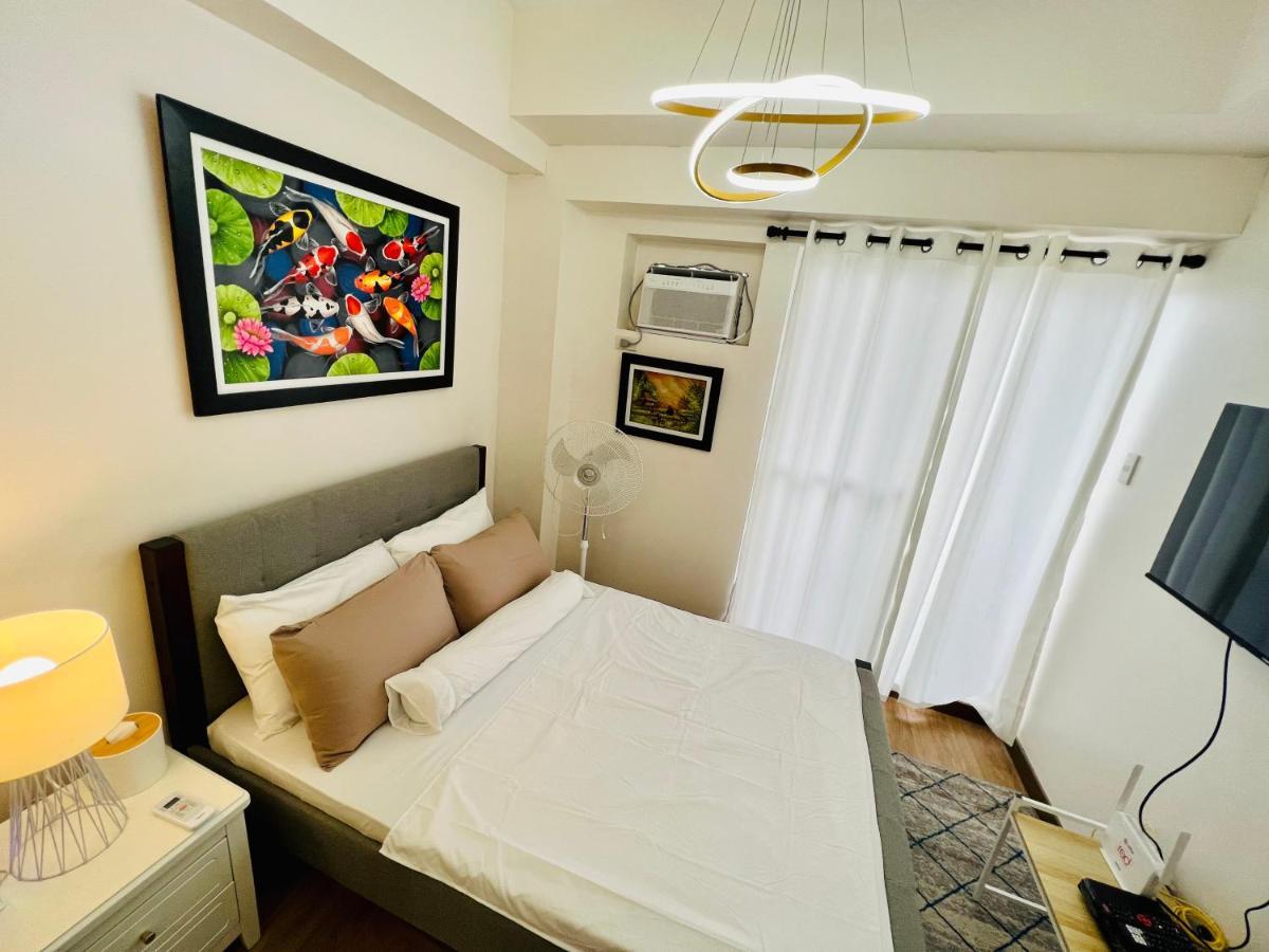 Infina Towers Project 4 Aurora Boulevard Quezon City Manila Dış mekan fotoğraf